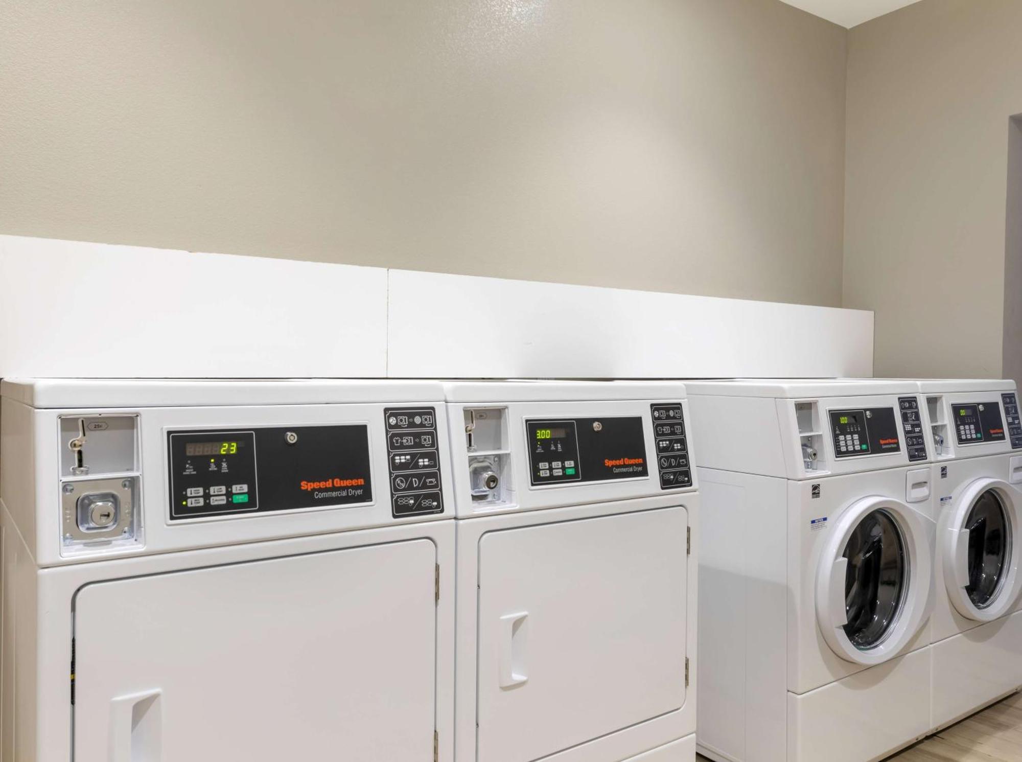 Home2 Suites By Hilton Redlands Bagian luar foto